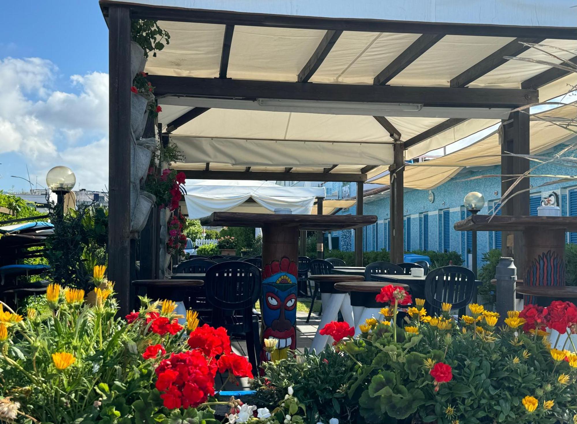 Hotel Bagno Stella Del Mare Marina Di Carrara Ngoại thất bức ảnh