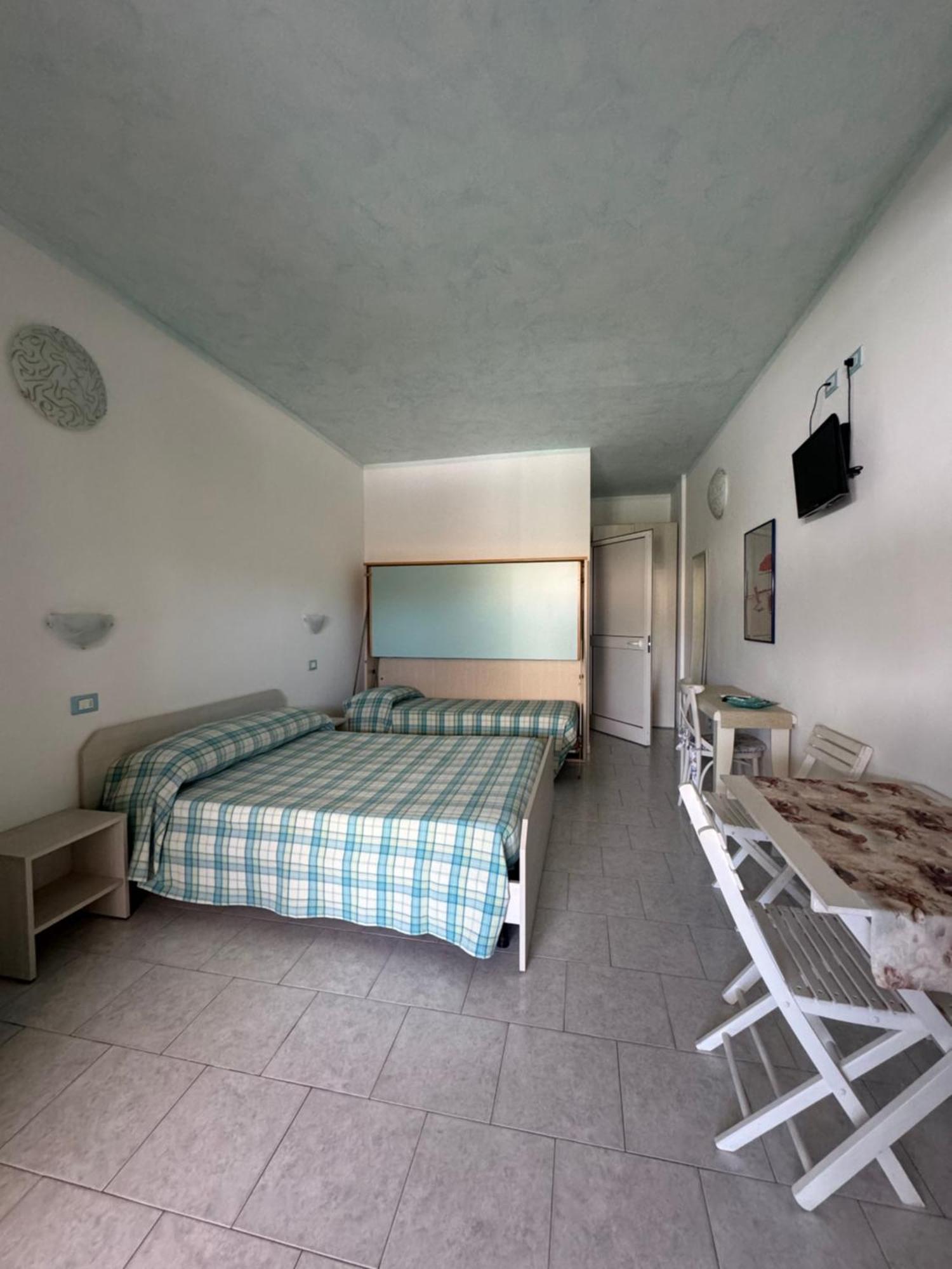 Hotel Bagno Stella Del Mare Marina Di Carrara Ngoại thất bức ảnh